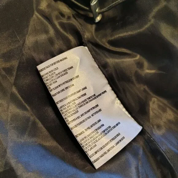 Michael Kors Women’s Black Hooded Puffer Coat Quilted Zip Snap Jacket Size Small - Picture 8 of 8